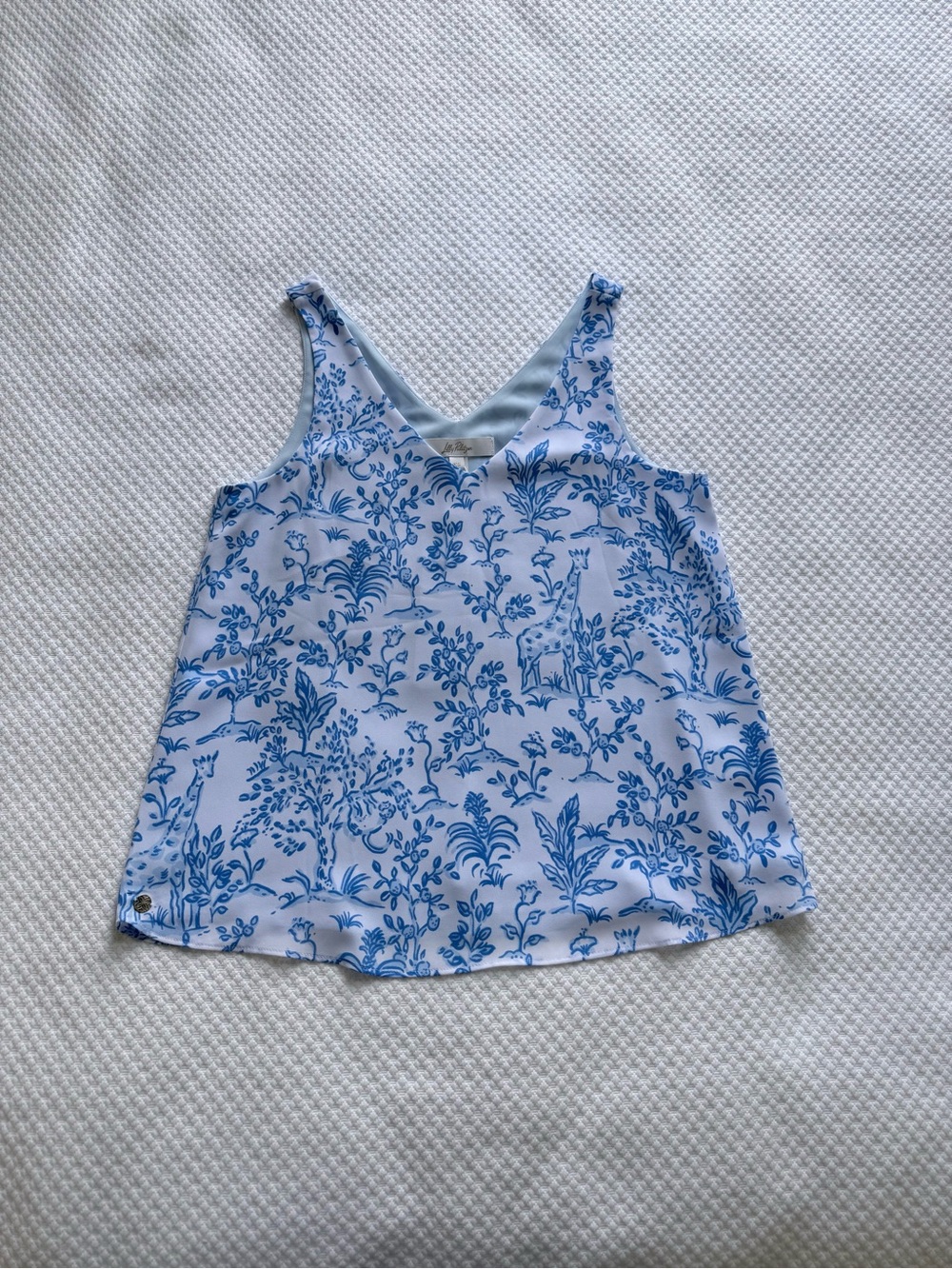 NWT Lilly Pulitzer Florin Straight Hem Shirt Top, Resort White Tall Tales | XS - Picture 4 of 8